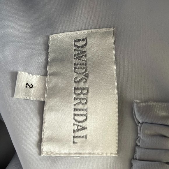 🔥SALE🔥 David's Bridal Satin Silver V-neck Waist Beaded Dress Gown size 2 - Picture 7 of 13